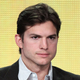 Illustration for article titled Ashton Kutcher Blocks Journalists From Following Him on Twitter
